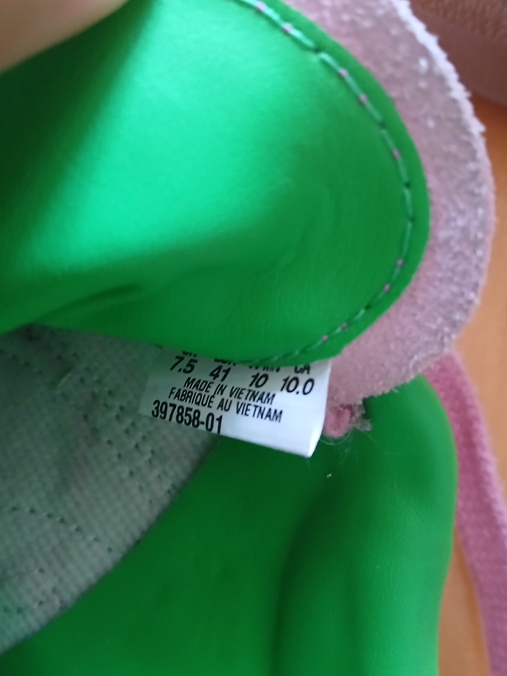 Puma Palermo Suede Sneaker - Pink with Green Accent - Picture 6 of 6